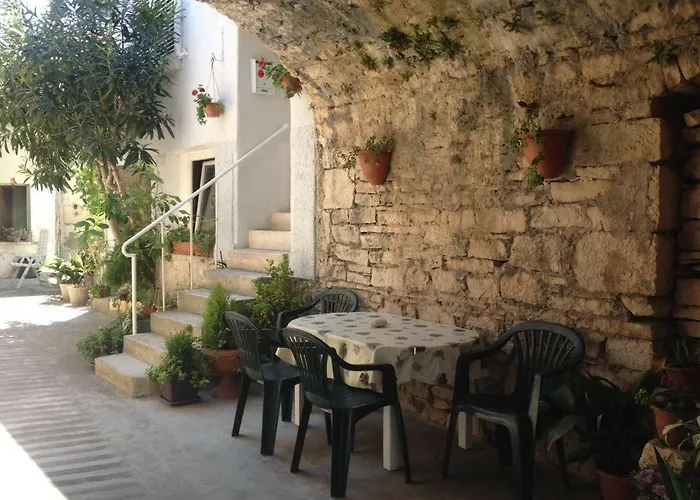 Apartmani Vela Luka *