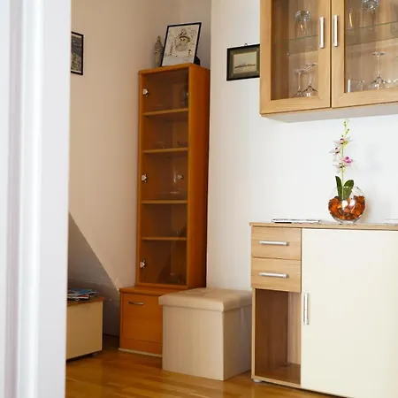 Apartmani Vela Luka