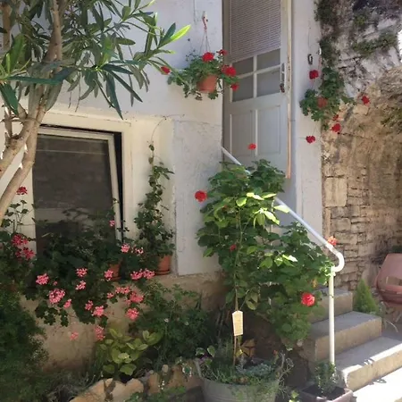 Apartmani Vela Luka